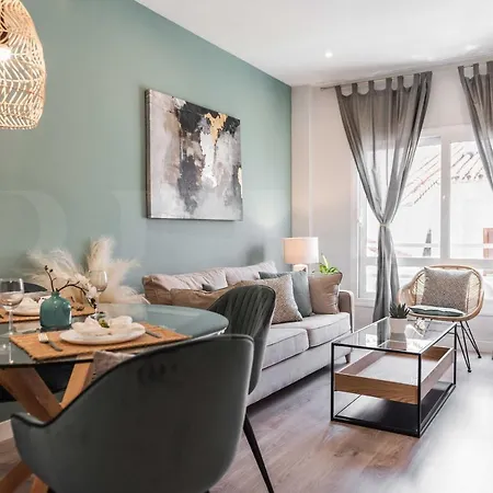 Sunny & Modern - Center By Rems *